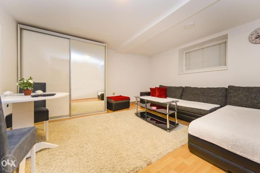 Apartment In Сараево Екстериор снимка